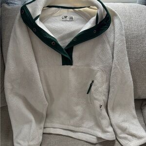 Women’s White and Green pullover fleece